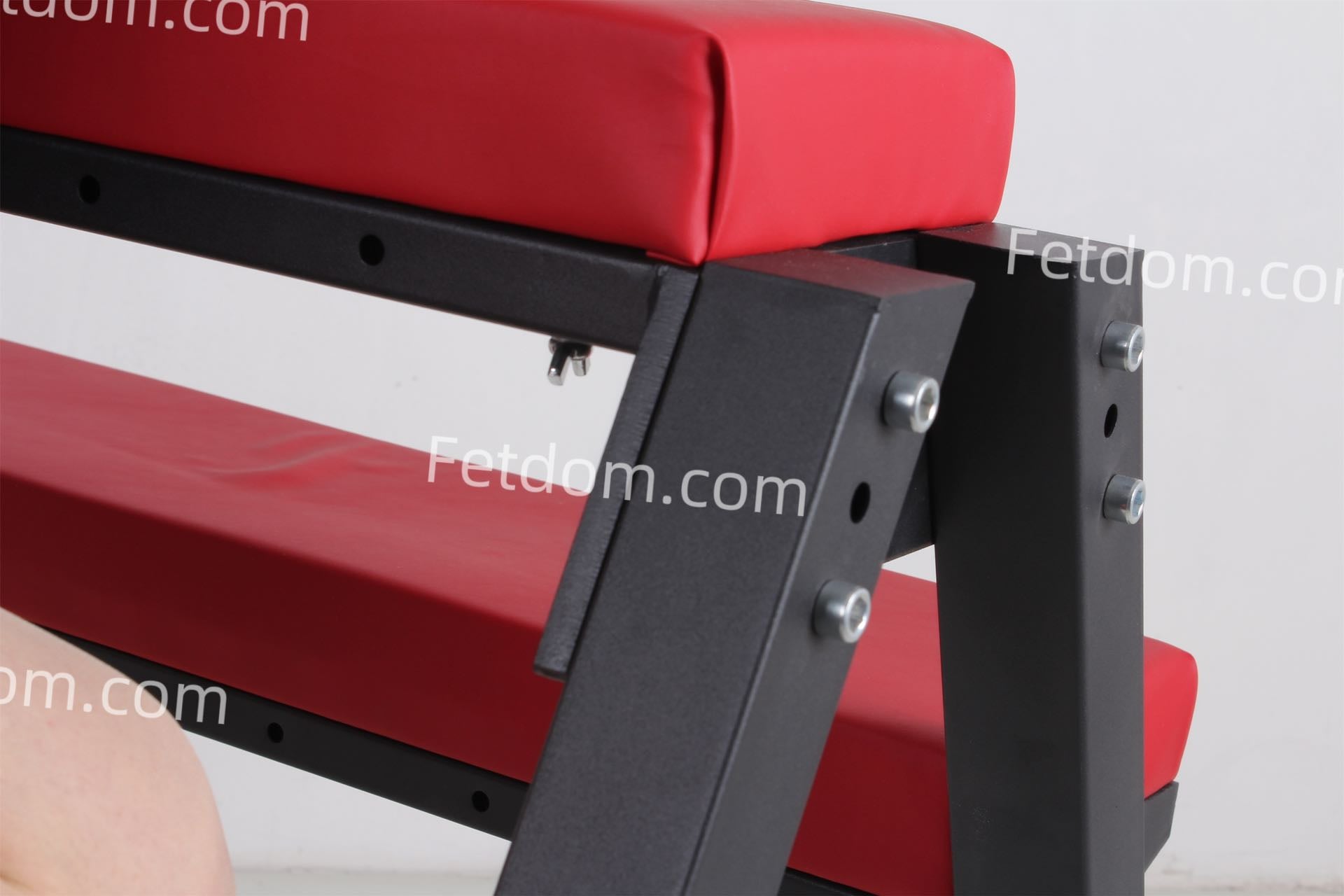 Fetdom Bondage Restraint Horse Captivity Bench Versatile BDSM Dungeon Furniture